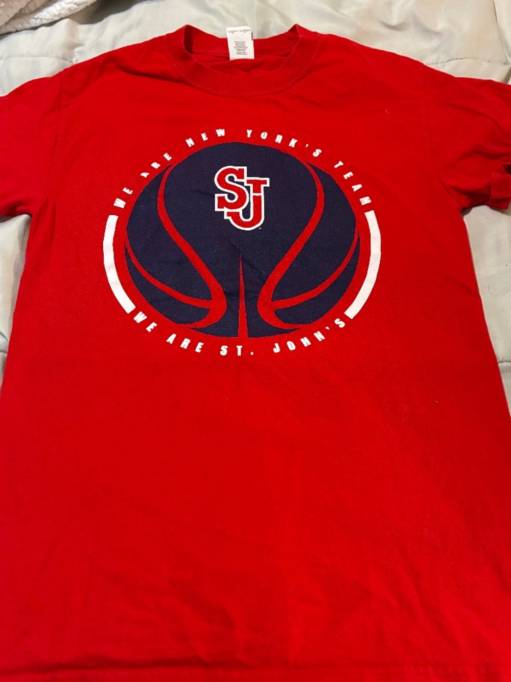 Gildan Men's Red St Johns Y short sleeve tee shirt Size Small